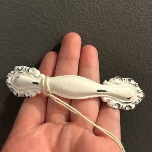 4 Antique design handles